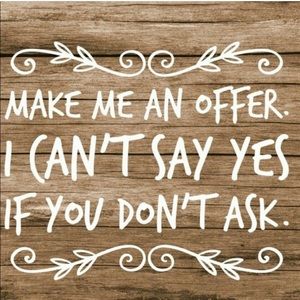 Reasonable offers welcomed!💗